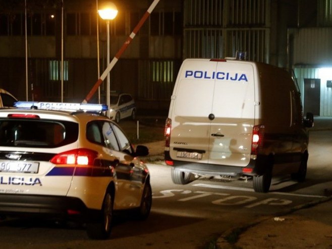 Полиција Хрватске (Фото: EPA/ANTONIO BAT/илустрација) Полиција Хрватске (Фото: EPA/ANTONIO BAT/илустрација) -