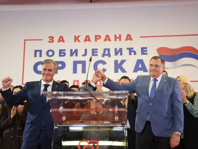 Синиша Каран и Милорад Додик Синиша Каран и Милорад Додик - Фото: ZIPAPHOTO/Borislav Zdrinja