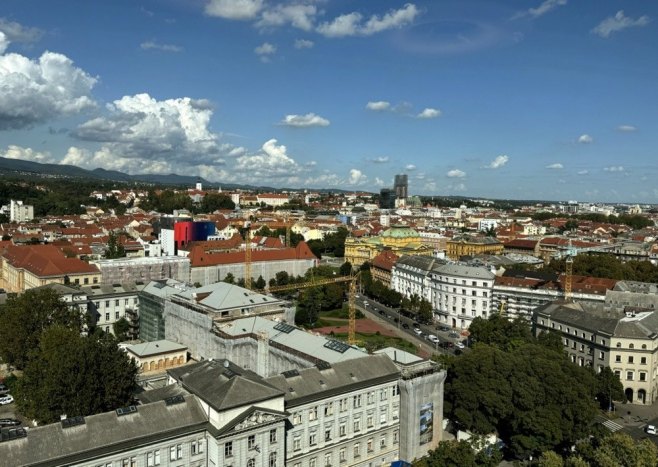 Загреб (Фото: EPA/ANTONIO BAT, илустрација) Загреб (Фото: EPA/ANTONIO BAT, илустрација) -