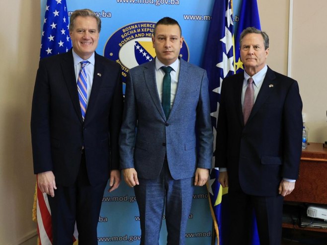 Гогановић: Америка - важан партнер српског народа Гогановић: Америка - важан партнер српског народа