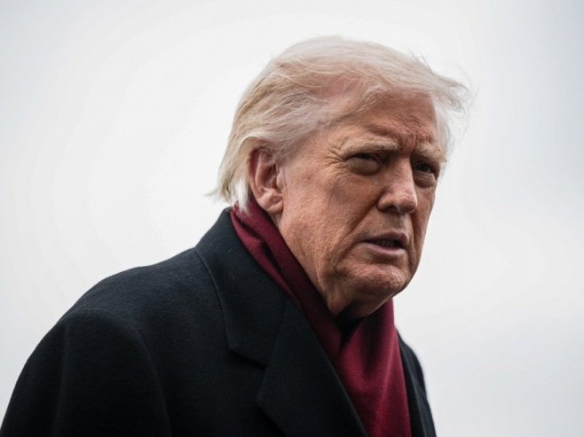 Доналд Трамп (фото: EPA/GRAEME SLOAN) Доналд Трамп (фото: EPA/GRAEME SLOAN) -