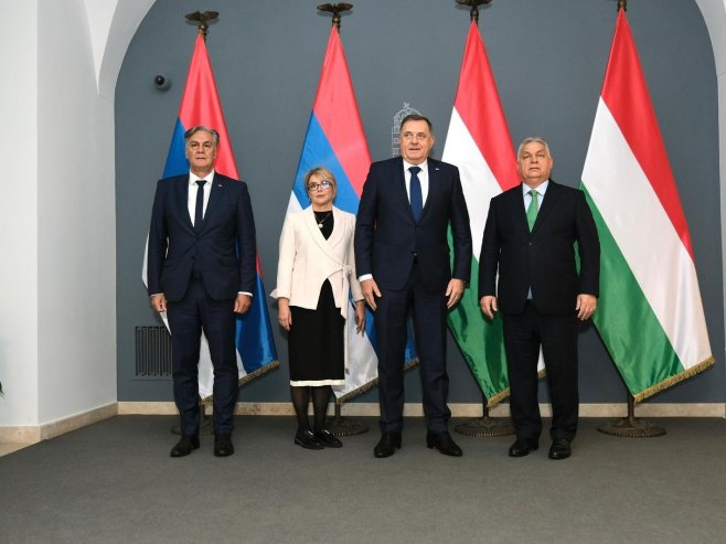 Делегација Српске у Мађарској (фото: banjaluka.net/aleksandarstupar) Делегација Српске у Мађарској (фото: banjaluka.net/aleksandarstupar) -