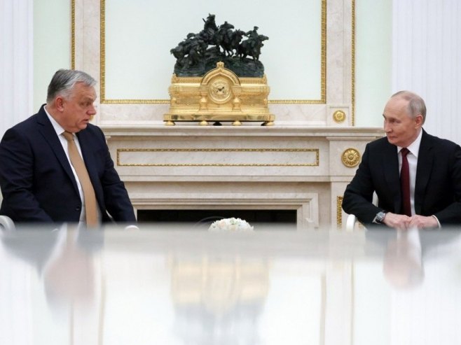 Орбан и Путин (Фото: EPA/ALEXANDER NEMENOV/POOL) Орбан и Путин (Фото: EPA/ALEXANDER NEMENOV/POOL) -