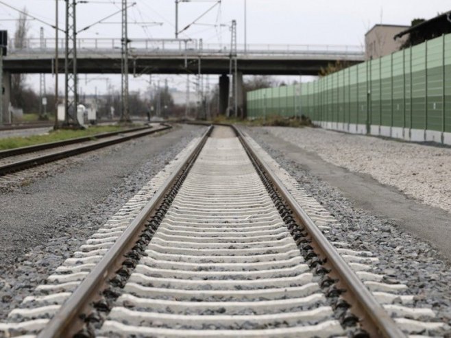 Жељезничка пруга (Фото: EPA/RONALD WITTEK, илустрација) Жељезничка пруга (Фото: EPA/RONALD WITTEK, илустрација) -