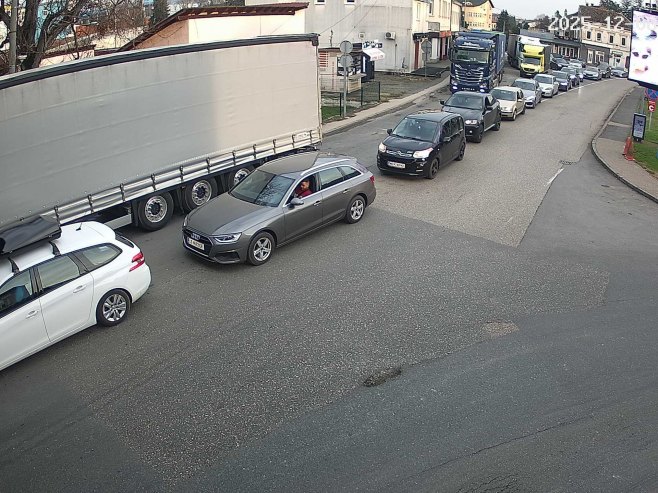 Гранични прелаз Градишка (фото: ams-rs.com) Гранични прелаз Градишка (фото: ams-rs.com) - Фото: РТРС