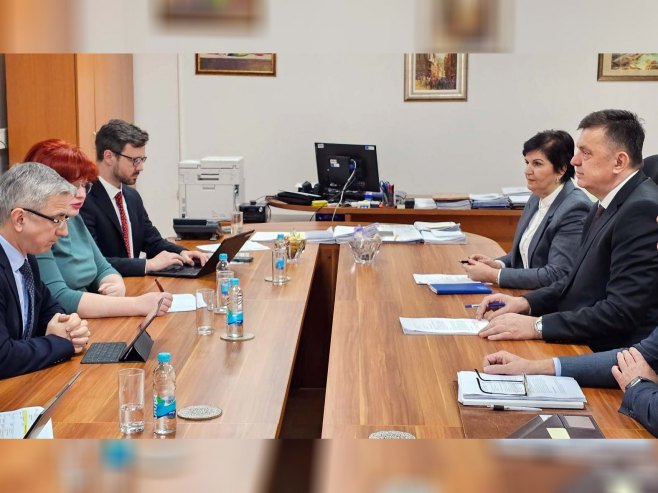 Састанак у УИО - ММФ Састанак у УИО - ММФ - Фото: СРНА