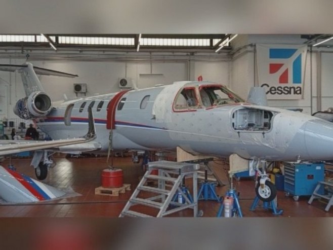 Авион на ремонту Авион на ремонту - Фото: РТРС