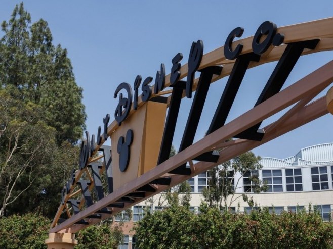 "Дизни" улаже милијарду долара у ОпенАИ, који ће генерисати Микија, Пепељугу, Марвеле "Дизни" улаже милијарду долара у ОпенАИ, који ће генерисати Микија, Пепељугу, Марвеле