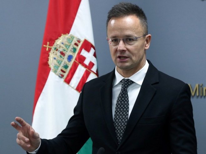 Петер Сијарто (Фото: EPA/WAEL HAMZEH, илустрација) Петер Сијарто (Фото: EPA/WAEL HAMZEH, илустрација) -