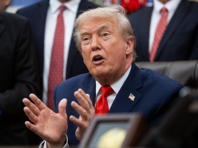 Доналд Трамп (Фото: EPA/FRANCIS CHUNG / POOL) Доналд Трамп (Фото: EPA/FRANCIS CHUNG / POOL) -