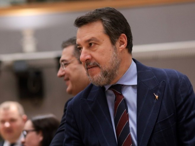 Матео Салвини (фото: архива - EPA/OLIVIER HOSLET) Матео Салвини (фото: архива - EPA/OLIVIER HOSLET) -