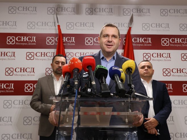 Радован Ковачевић Радован Ковачевић - Фото: ZIPAPHOTO/Borislav Zdrinja