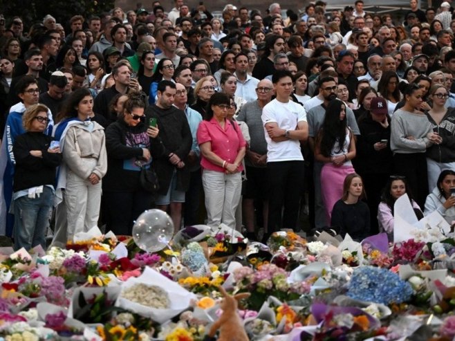 Помен жртвама (фото: EPA/BIANCA DE MARCHI) Помен жртвама (фото: EPA/BIANCA DE MARCHI) -