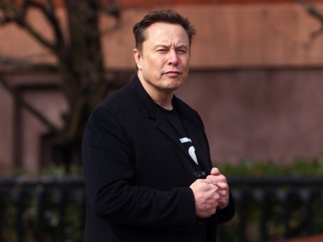 Илон Маск (Фото: EPA/WILL OLIVER) Илон Маск (Фото: EPA/WILL OLIVER) -