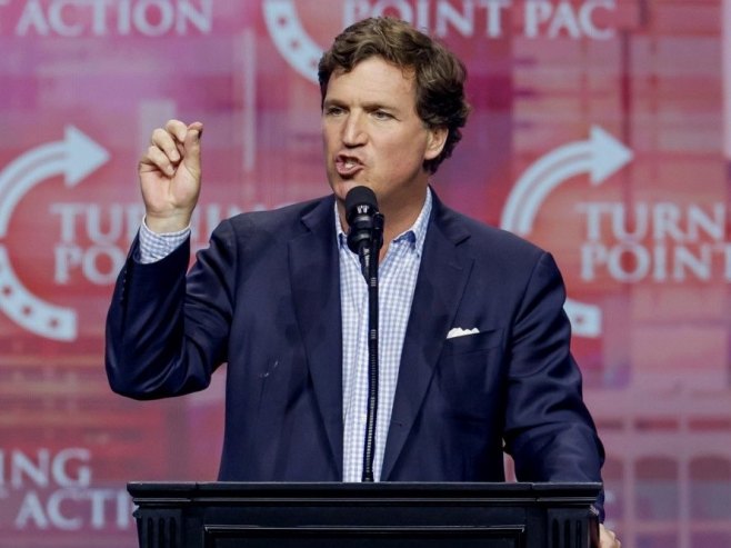 Такер Карлсон (фото: EPA/ERIK S. LESSER) Такер Карлсон (фото: EPA/ERIK S. LESSER) -