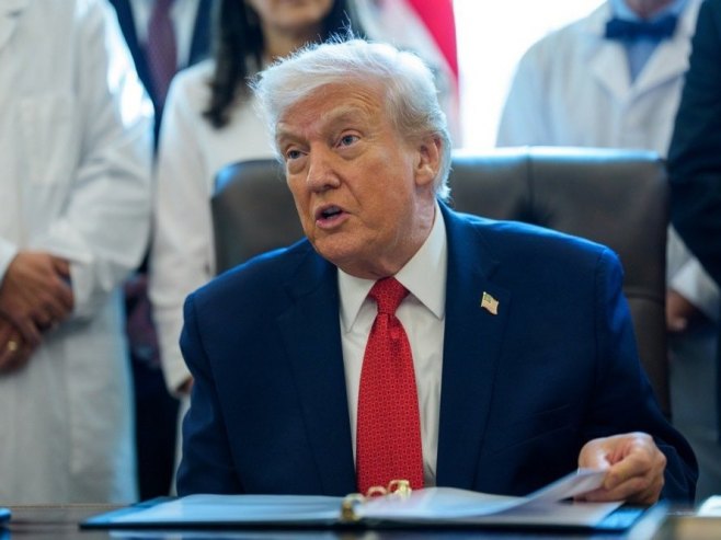 Доналд Трамп (Фото: EPA/AARON SCHWARTZ / POOL) Доналд Трамп (Фото: EPA/AARON SCHWARTZ / POOL) -