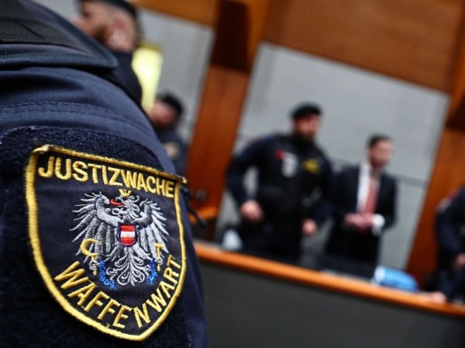 Судска полиција Аустрије (фото: EPA/ANNA SZILAGYI) Судска полиција Аустрије (фото: EPA/ANNA SZILAGYI) -