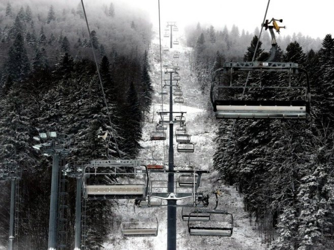 Ски лифт (фото: EPA/FEHIM DEMIR - илустрација) Ски лифт (фото: EPA/FEHIM DEMIR - илустрација) -