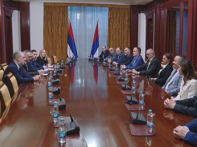 Влада подржава рад Удружења хирурга Републике Српске (ФОТО) Влада подржава рад Удружења хирурга Републике Српске (ФОТО)