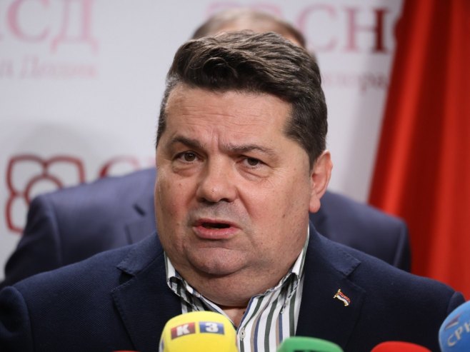 Ненад Стевандић Ненад Стевандић - Фото: ZIPAPHOTO/Borislav Zdrinja