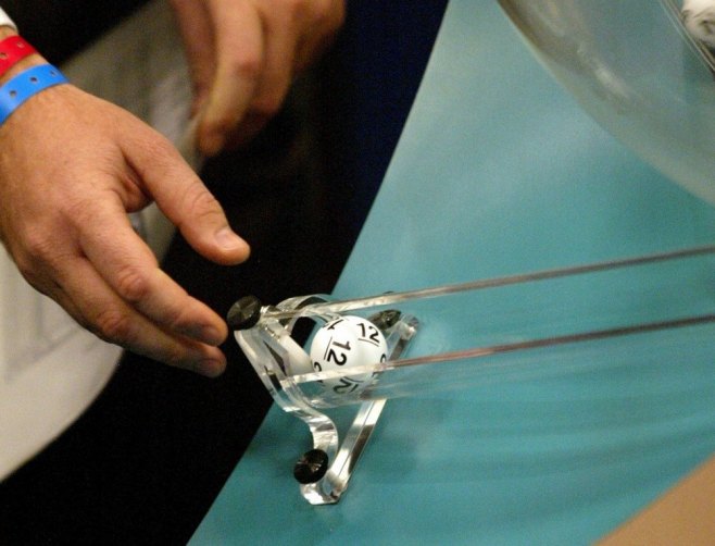 Лутрија (фото: EPA/Andy Marlin) Лутрија (фото: EPA/Andy Marlin) -