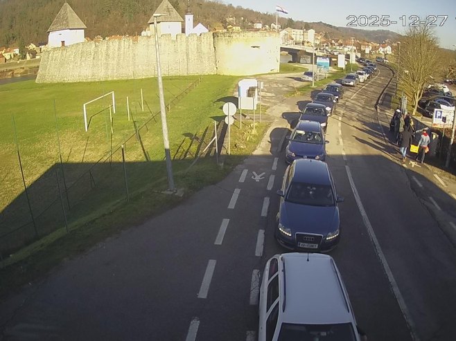 Гранични прелаз Костајница (фото: ams-rs.com) Гранични прелаз Костајница (фото: ams-rs.com) -