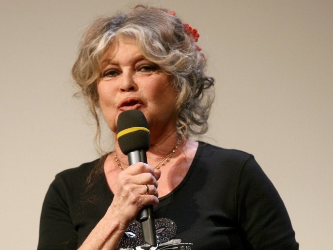Преминула Брижит Бардо (ФОТО/ВИДЕО) Преминула Брижит Бардо (ФОТО/ВИДЕО)