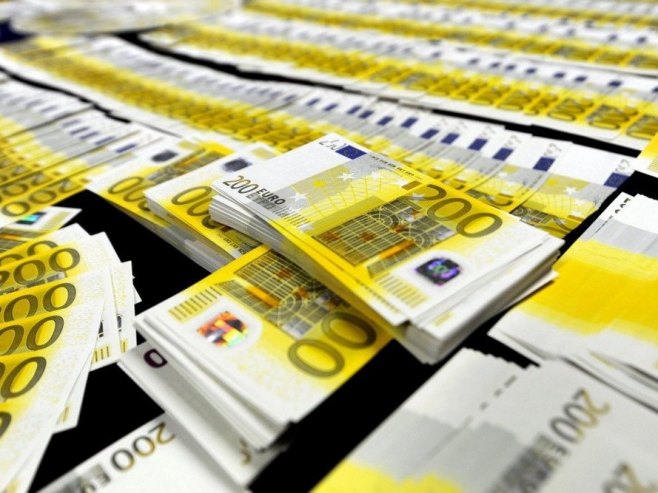 Еуро (фото: EPA/FERNANDO VELUDO - илустрација) Еуро (фото: EPA/FERNANDO VELUDO - илустрација) -