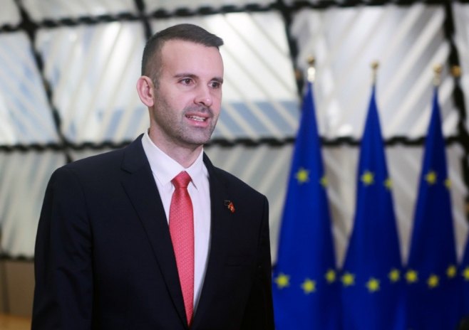 Милојко Спајић (Фото: EPA/OLIVIER HOSLET) Милојко Спајић (Фото: EPA/OLIVIER HOSLET) -