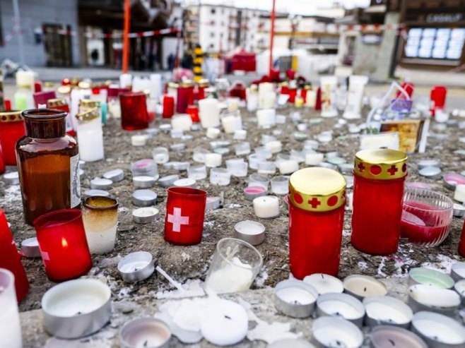 Кран-Монтана, Швајцарска (фото: EPA/JEAN-CHRISTOPHE BOTT) Кран-Монтана, Швајцарска (фото: EPA/JEAN-CHRISTOPHE BOTT) -