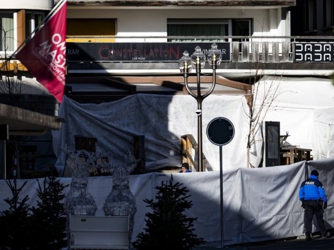 Швајцарска пожар (Фото: EPA/JEAN-CHRISTOPHE BOTT) Швајцарска пожар (Фото: EPA/JEAN-CHRISTOPHE BOTT) -