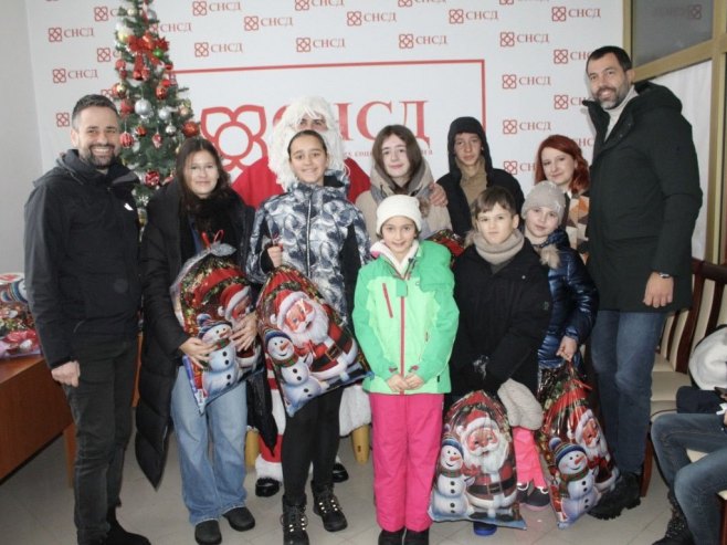 Руководство СНСД-а посјетило општине у ФБиХ Руководство СНСД-а посјетило општине у ФБиХ - Фото: СРНА