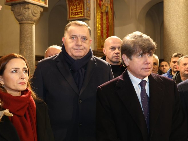 Додик и Благојевић Додик и Благојевић - Фото: ZIPAPHOTO/Borislav Zdrinja