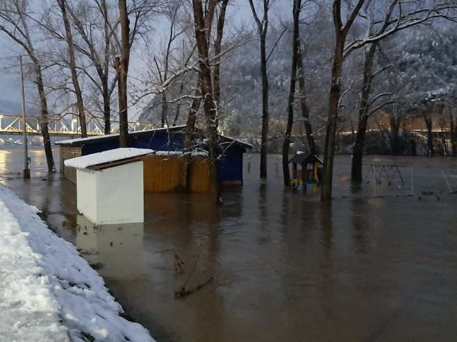 Зворник - поплаве Зворник - поплаве - Фото: РТРС