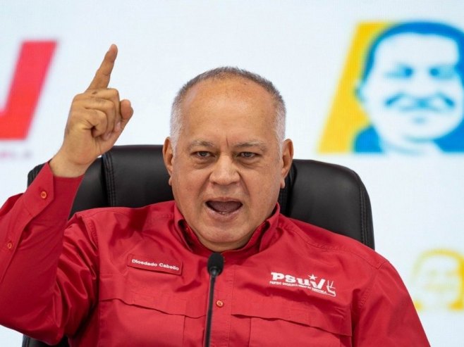 Министар унутрашњих послова венецуеле Диосдадо Кабељо (Фото: EPA/RONALD PENA R) Министар унутрашњих послова венецуеле Диосдадо Кабељо (Фото: EPA/RONALD PENA R) -