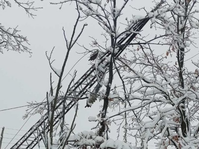 Далековод (Фото: Танјуг/ЕМС) Далековод (Фото: Танјуг/ЕМС) -