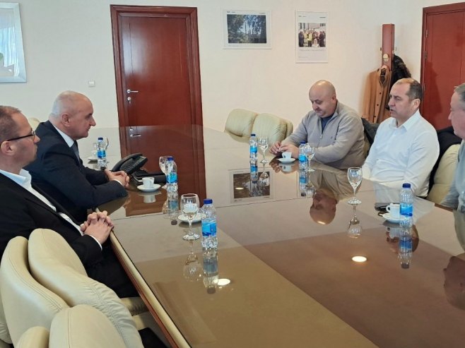 Састанак Састанак - Фото: РТРС