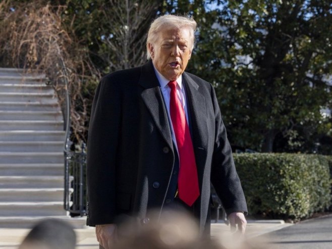 Доналд Трамп (фото: EPA/SHAWN THEW) Доналд Трамп (фото: EPA/SHAWN THEW) -