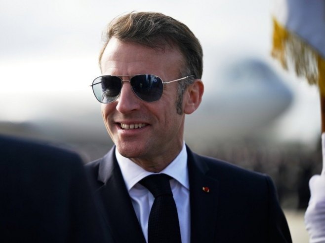 Емануел Макрон (фото: EPA/PHILIPPE MAGONI) Емануел Макрон (фото: EPA/PHILIPPE MAGONI) -