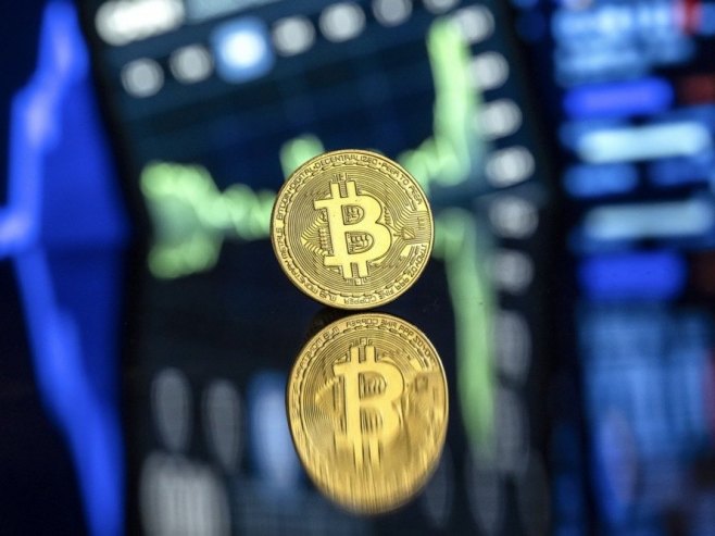 Биткоин (фото: EPA/PABLO GIANINAZZI - илустрација) Биткоин (фото: EPA/PABLO GIANINAZZI - илустрација) -