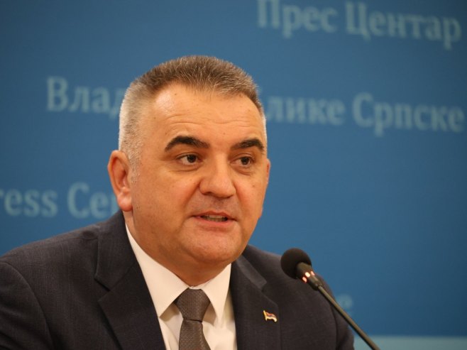 Саво Минић Саво Минић - Фото: ZIPAPHOTO/Borislav Zdrinja