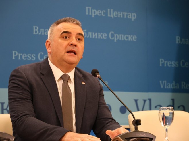 Саво Минић Саво Минић - Фото: ZIPAPHOTO/Borislav Zdrinja