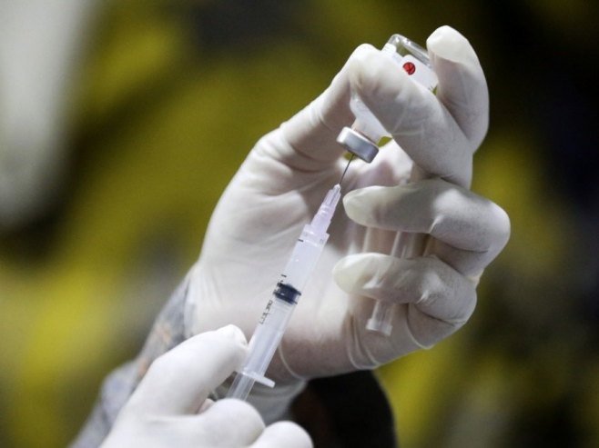 Вакцинација (Фото: EPA/HOTLI SIMANJUNTAK/илустрација) Вакцинација (Фото: EPA/HOTLI SIMANJUNTAK/илустрација) -