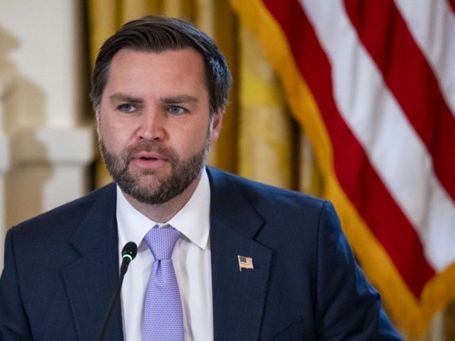 Џеј Ди Венс (фото: EPA/BONNIE CASH ) Џеј Ди Венс (фото: EPA/BONNIE CASH ) -