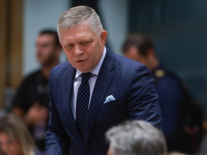 Роберт Фицо (фото: EPA/OLIVIER HOSLET) Роберт Фицо (фото: EPA/OLIVIER HOSLET) -