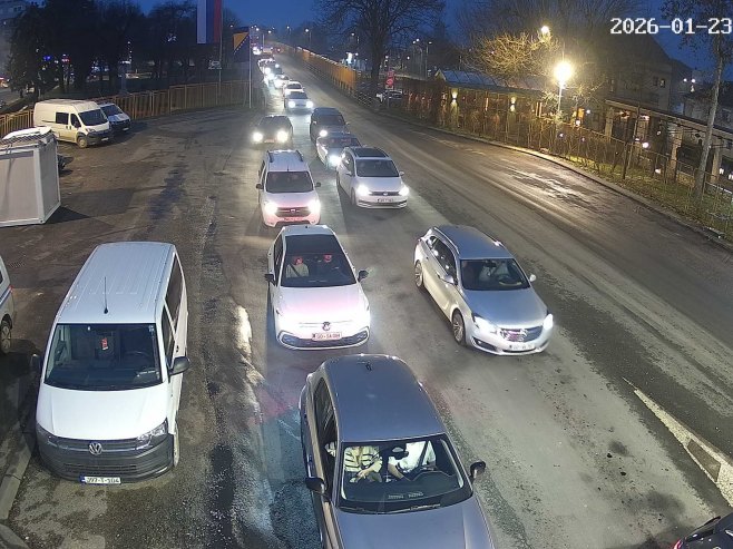 Гранични прелаз Градишка (фото: ams-rs.com) Гранични прелаз Градишка (фото: ams-rs.com) -