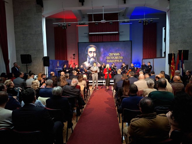 Светосавска академија у Куманову (Фото: Танјуг/Министарство без портфеља) Светосавска академија у Куманову (Фото: Танјуг/Министарство без портфеља) -