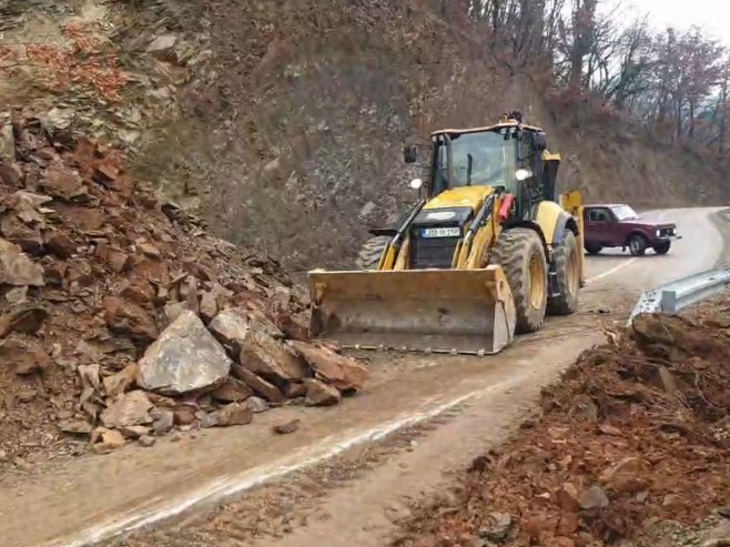 Одрон пута код Фоче Одрон пута код Фоче - Фото: РТРС
