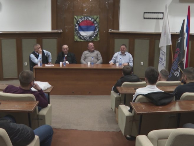 Приједор, трибина Приједор, трибина - Фото: РТРС