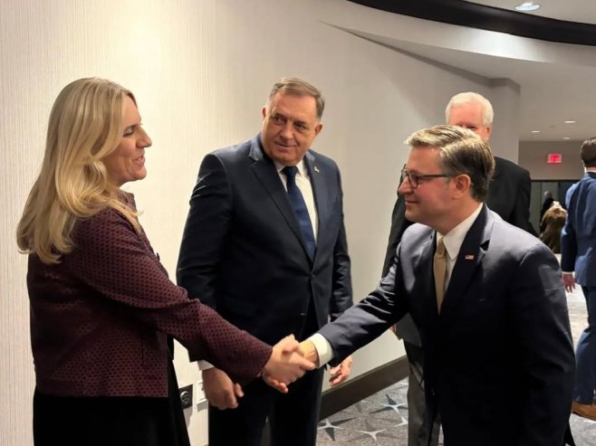 Цвијановић и Џонсон (фото: instagram.com/zeljka.cvijanovic/) Цвијановић и Џонсон (фото: instagram.com/zeljka.cvijanovic/) -